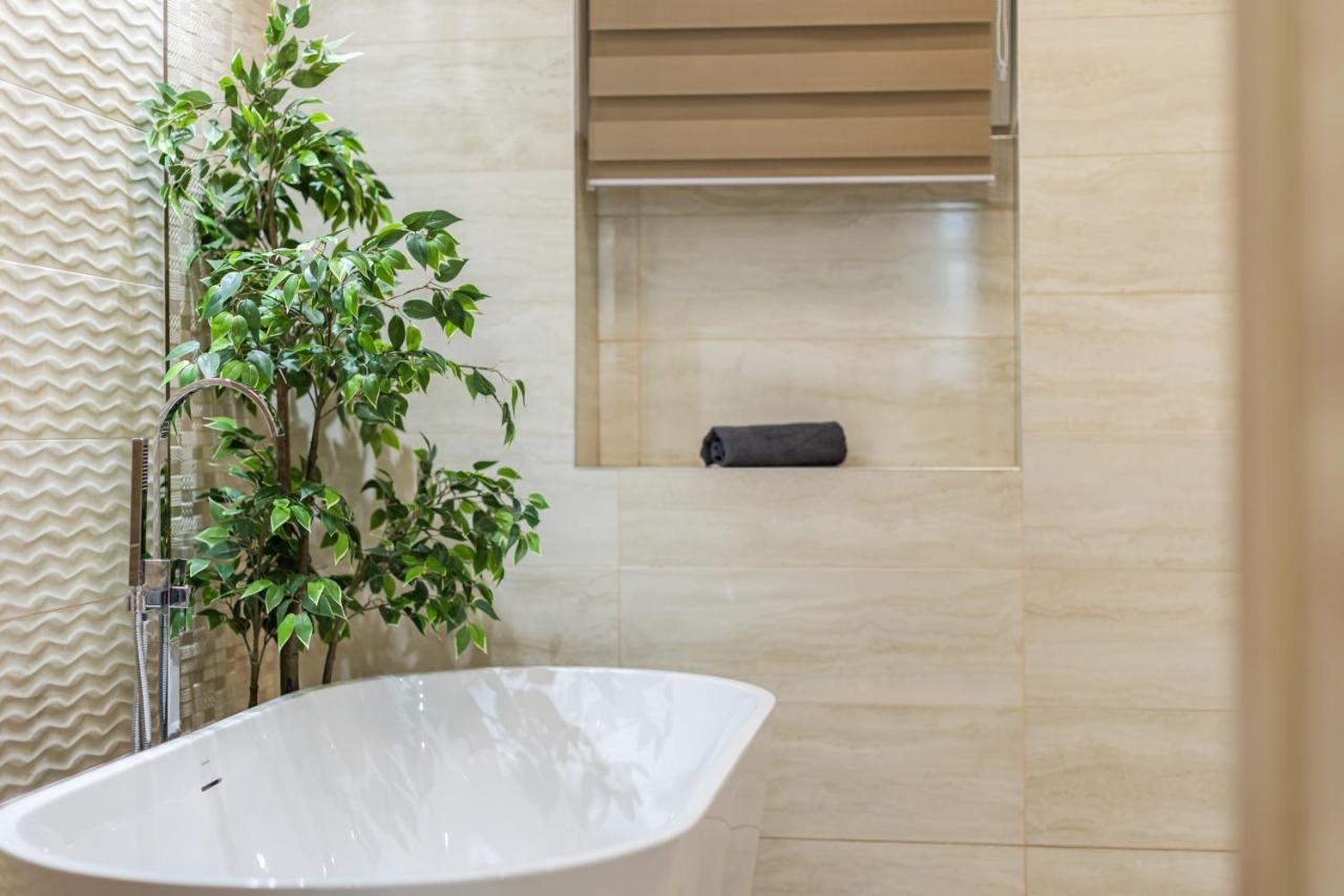 Kmety Deluxe Home With Sauna Будапеща Екстериор снимка