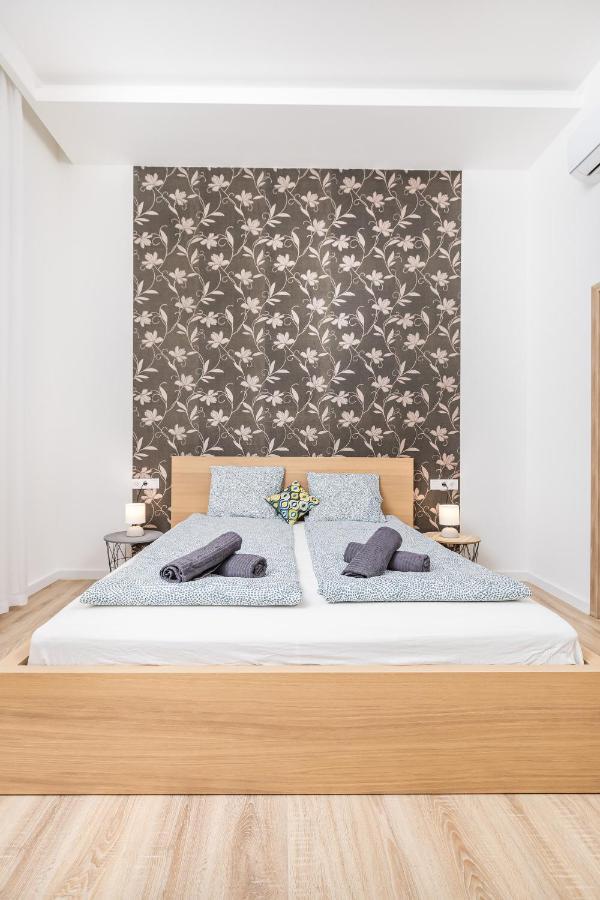 Kmety Deluxe Home With Sauna Будапеща Екстериор снимка